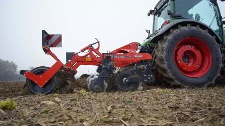 Déchaumeur à disques KUHN