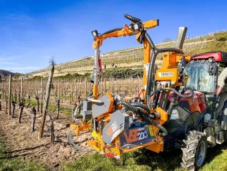 Machine à tirer les sarments PROVITIS