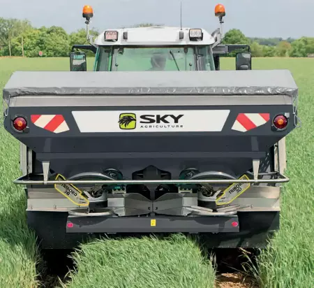 Distributeur d'engrais  SKY Agriculture