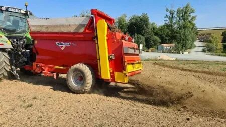 Épandeur de fumier / compost RABAUD