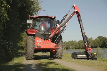 Épareuse débroussailleuse  KUHN