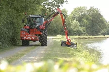 Épareuse débroussailleuse  KUHN