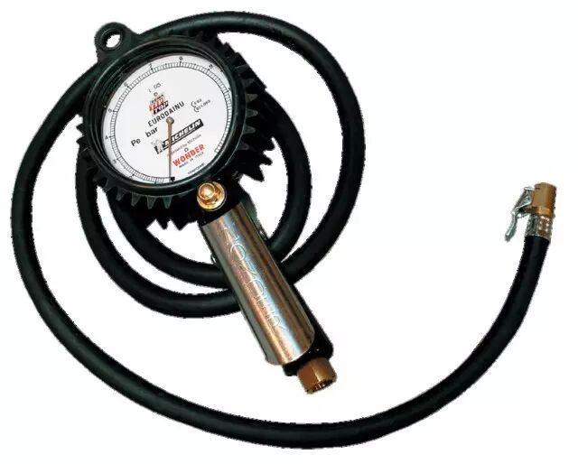 Gonfleur et vérificateur de pression de pneu MIC1991 Michelin