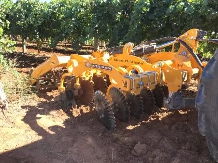 Pulvériseur à disques viticulture - arboriculture - maraichage AGRISEM